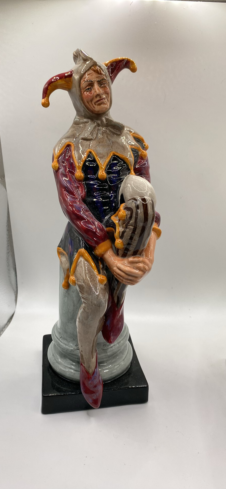 Royal Doulton The Jester HN 2016 and Tumbling 3283 - image 3 of 12
