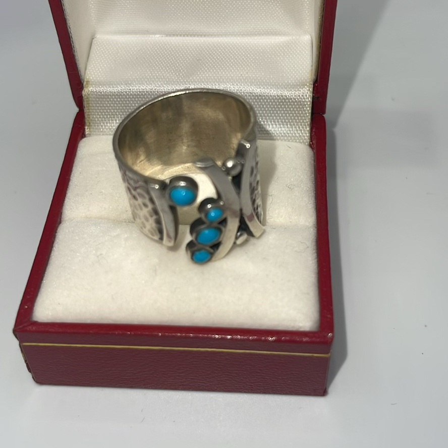 3 Women’s Rings - image 4 of 9