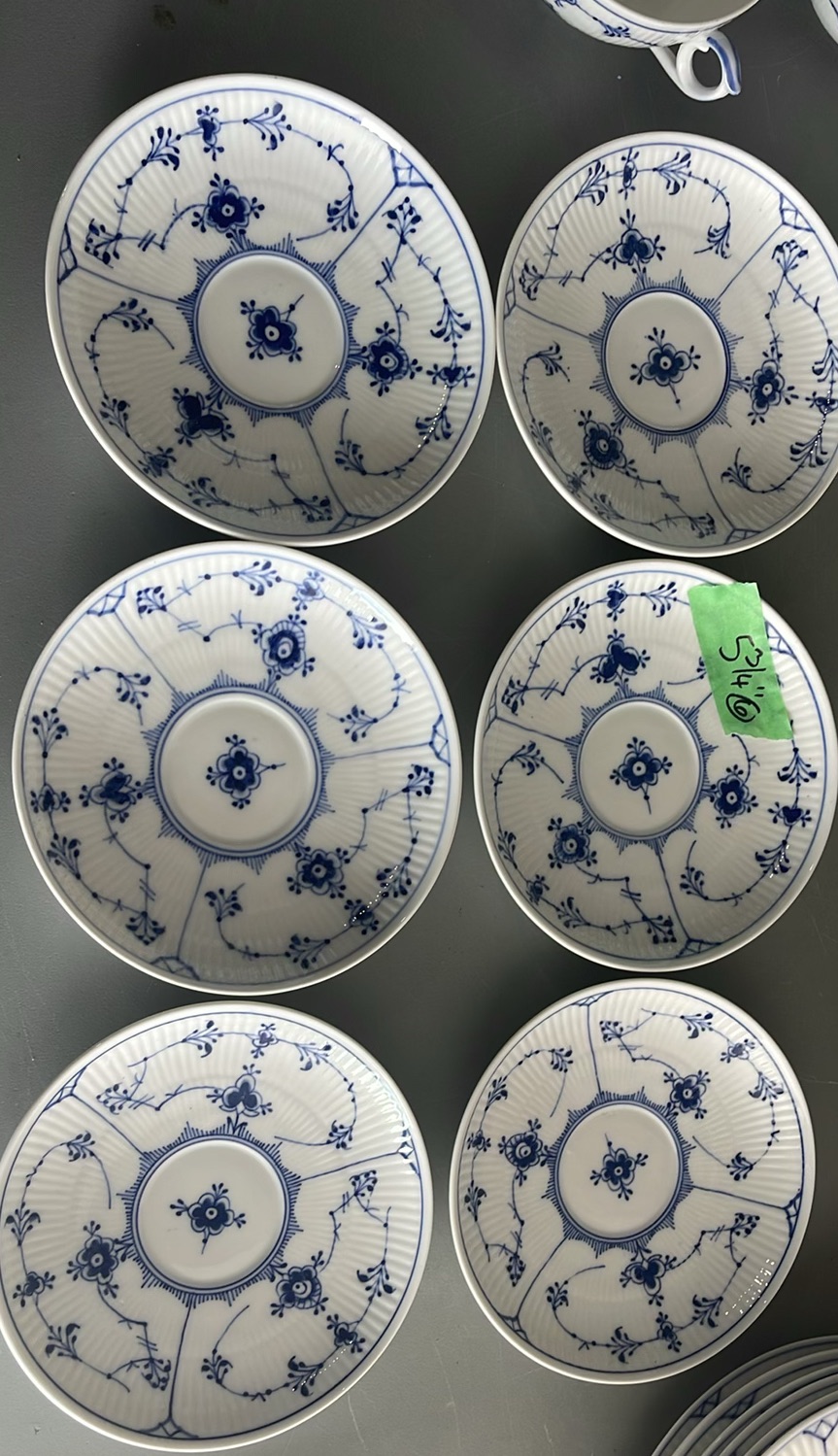 Royal Copenhagen Blue Fluted Half Lace Dinnerware - image 8 of 28