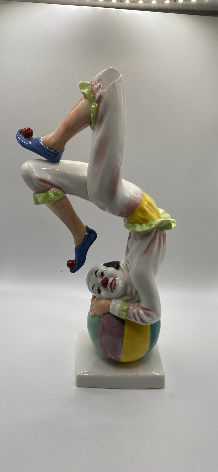 Royal Doulton The Jester HN 2016 and Tumbling 3283 - image 9 of 12