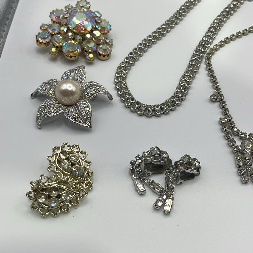 Various Vintage Jewelry - image 2 of 15