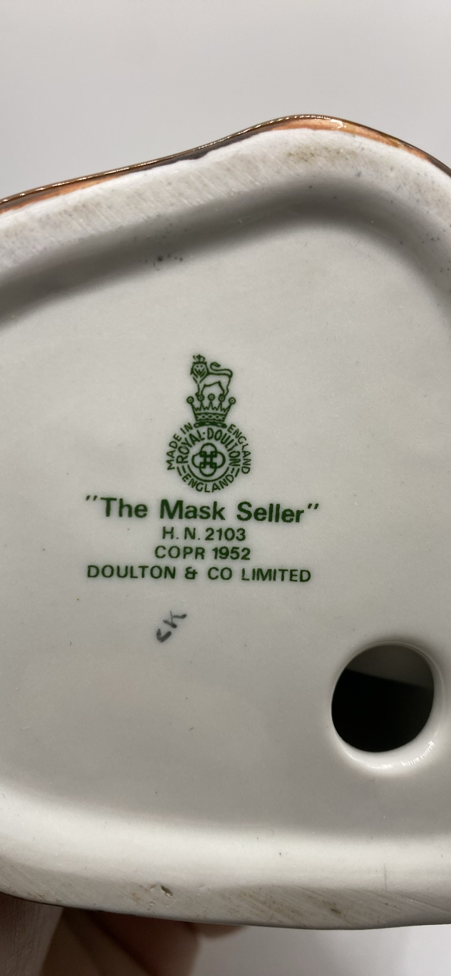 Royal Doulton The Master And The Mask Seller - image 10 of 10