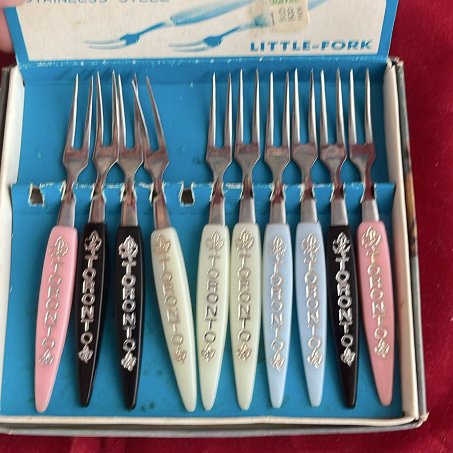 Vintage Housewares - image 2 of 12