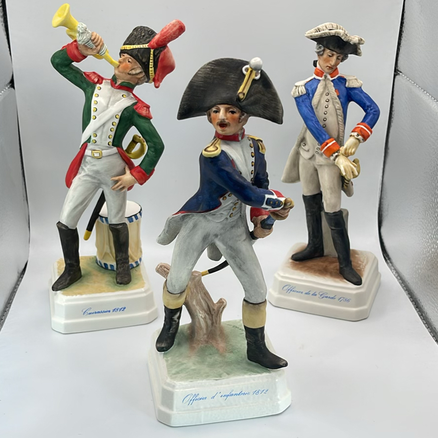 Goebel Soldiers Depicting French Napoleonic Soldiers - image 1 of 10