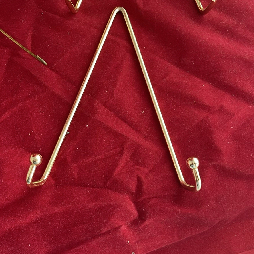 Wall Plate Hangers - image 4 of 6