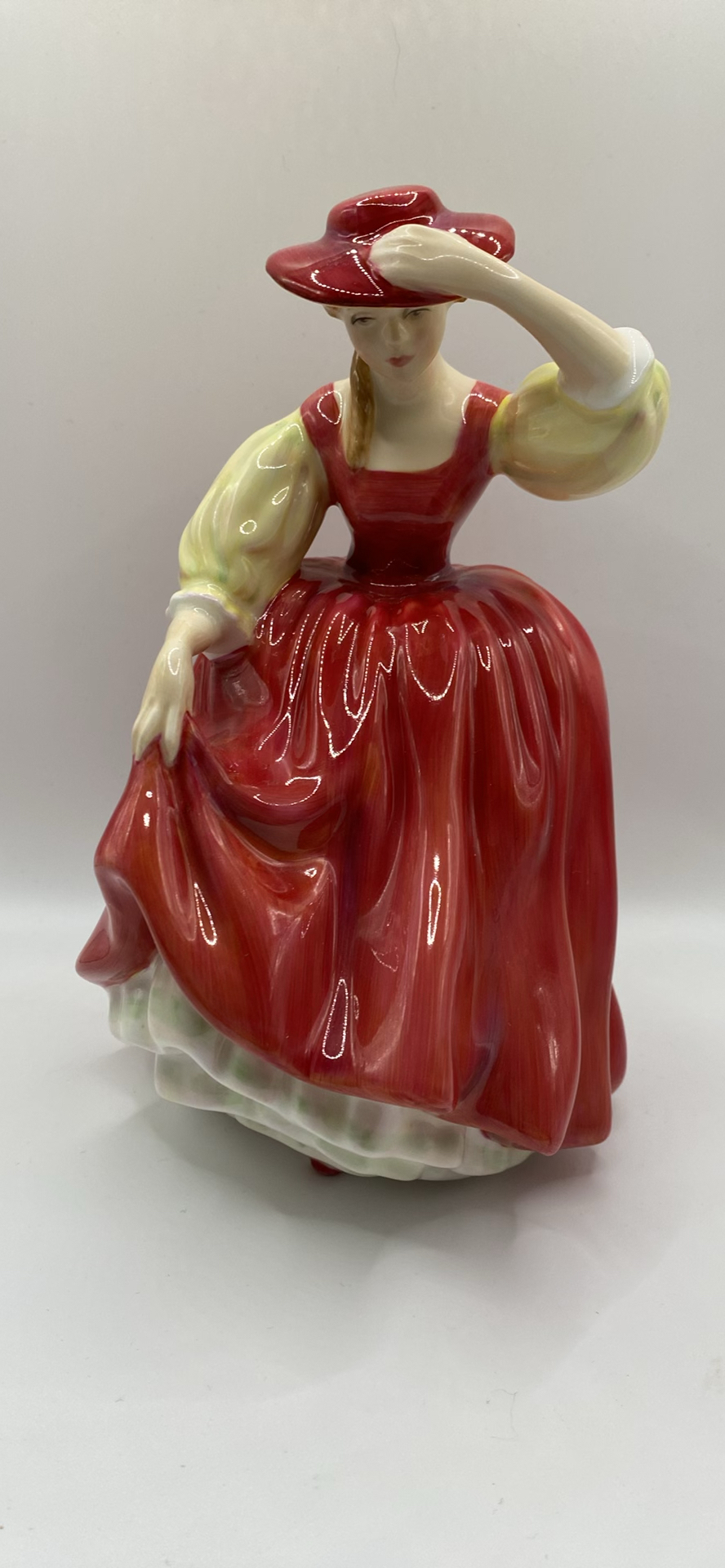 Royal Doulton Regal Lady, Premiere, Buttercup - image 12 of 16
