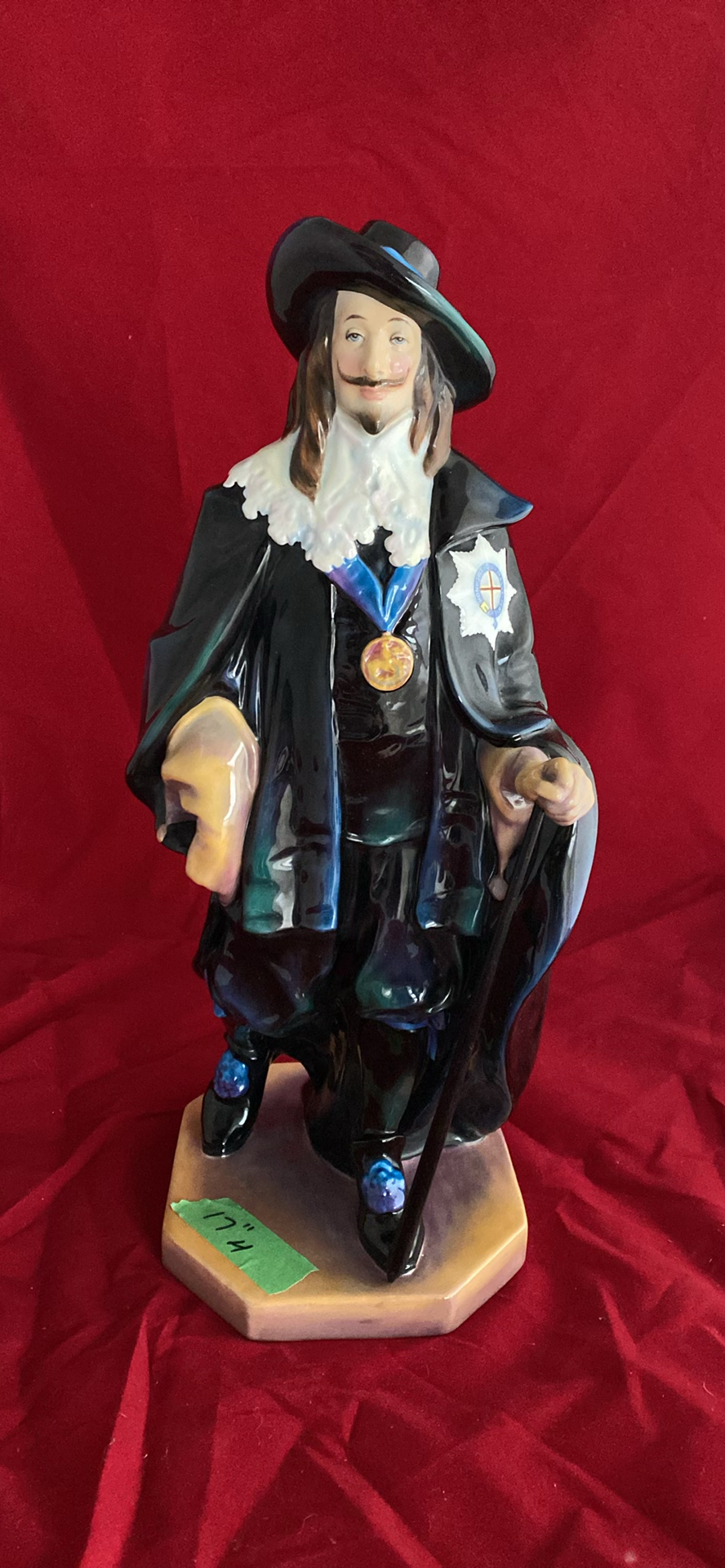 Royal Doulton King Charles 16 1/2" Figurine - image 1 of 13