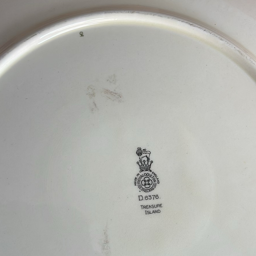 6 Vintage Plates - image 15 of 15