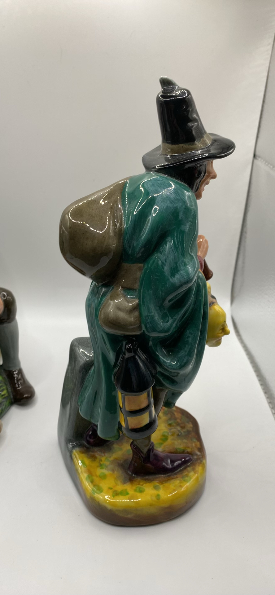 Royal Doulton The Master And The Mask Seller - image 9 of 10