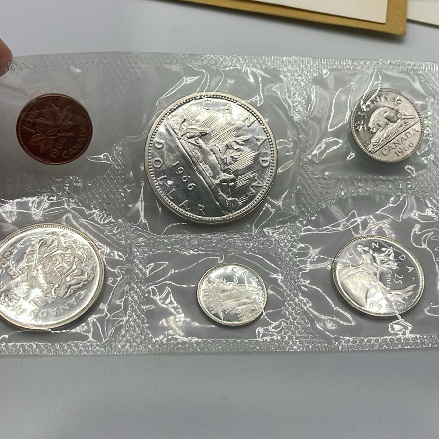 Canadian Uncirculated Sets - image 6 of 9