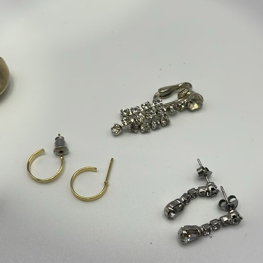 Vintage Earrings - image 4 of 12