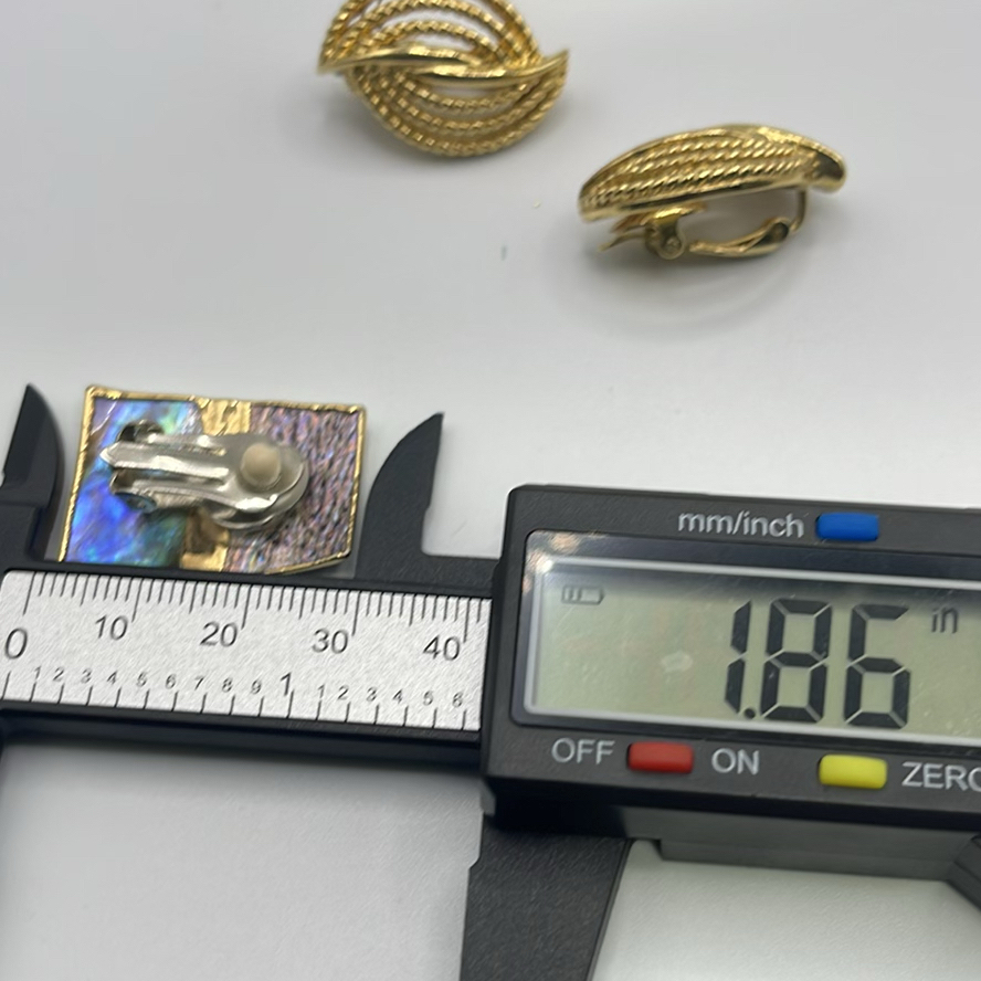 Vintage Earrings - image 12 of 12