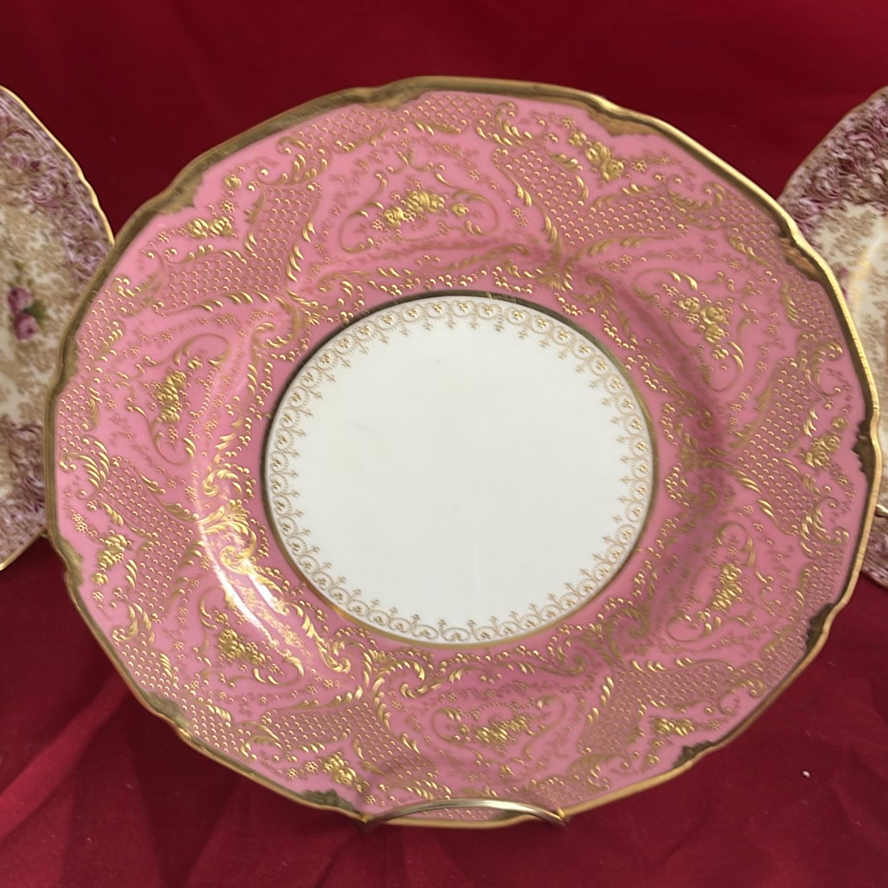 Vintage Royal Doulton And Royal Worcester Plates - image 7 of 18