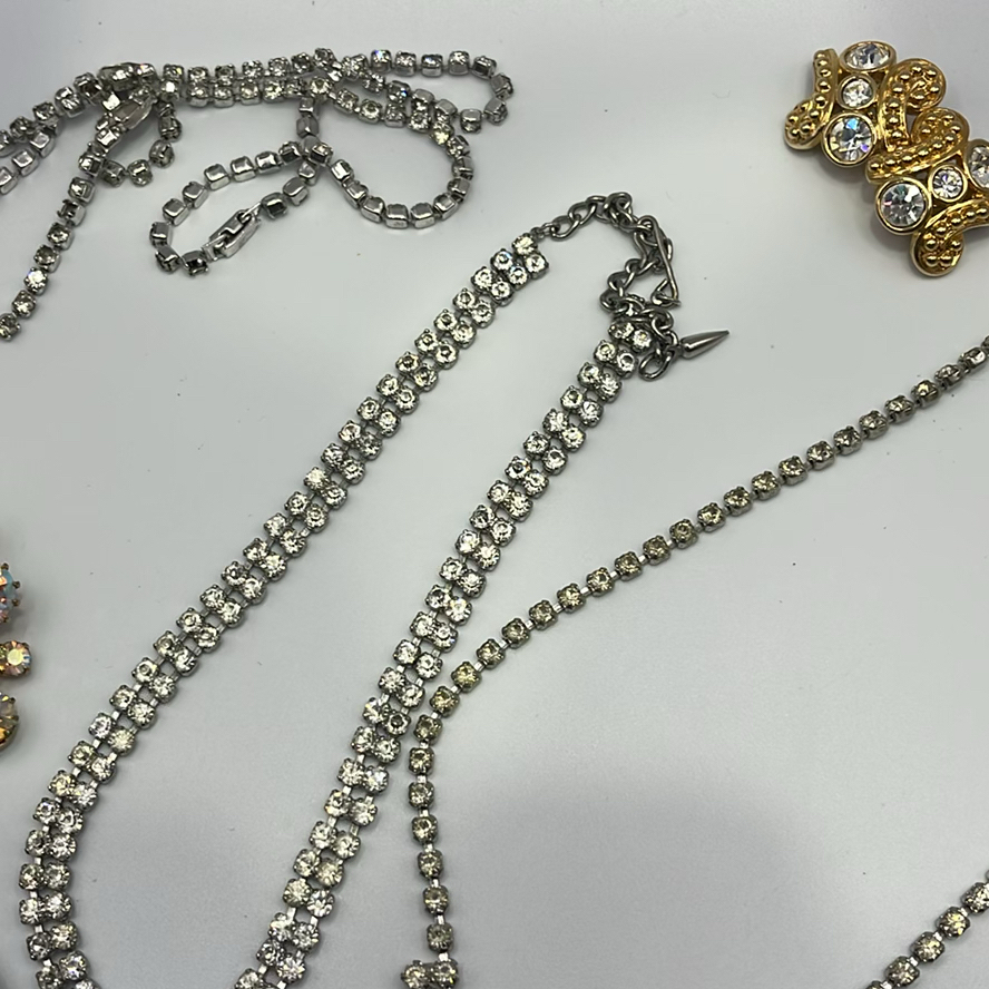Various Vintage Jewelry - image 9 of 15