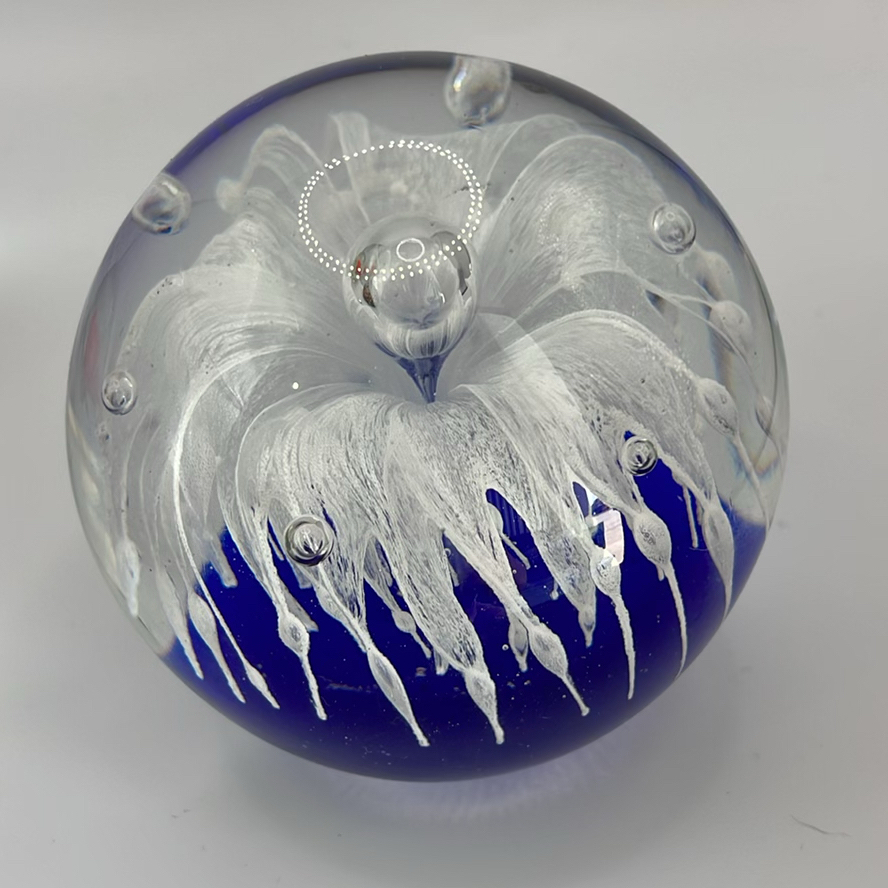 3 Paperweights - image 9 of 12