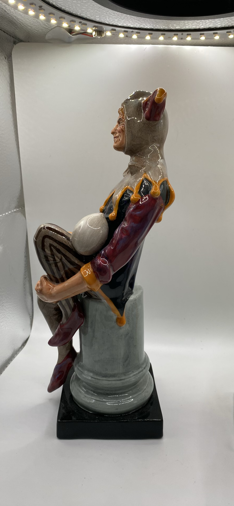 Royal Doulton The Jester HN 2016 and Tumbling 3283 - image 4 of 12