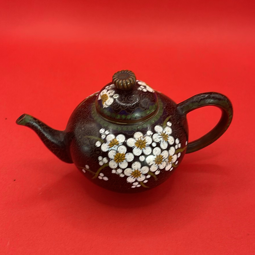 Cloisonné Decorative Items Including Horse Figurine, Teapot, Box, and Napkin Ring - image 12 of 15