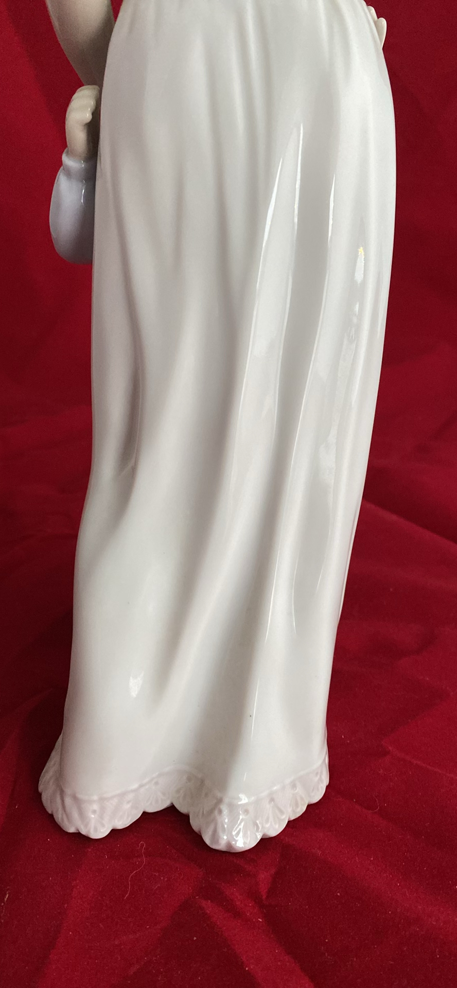 Lladro Figurine Someone To Look Up To - image 7 of 9