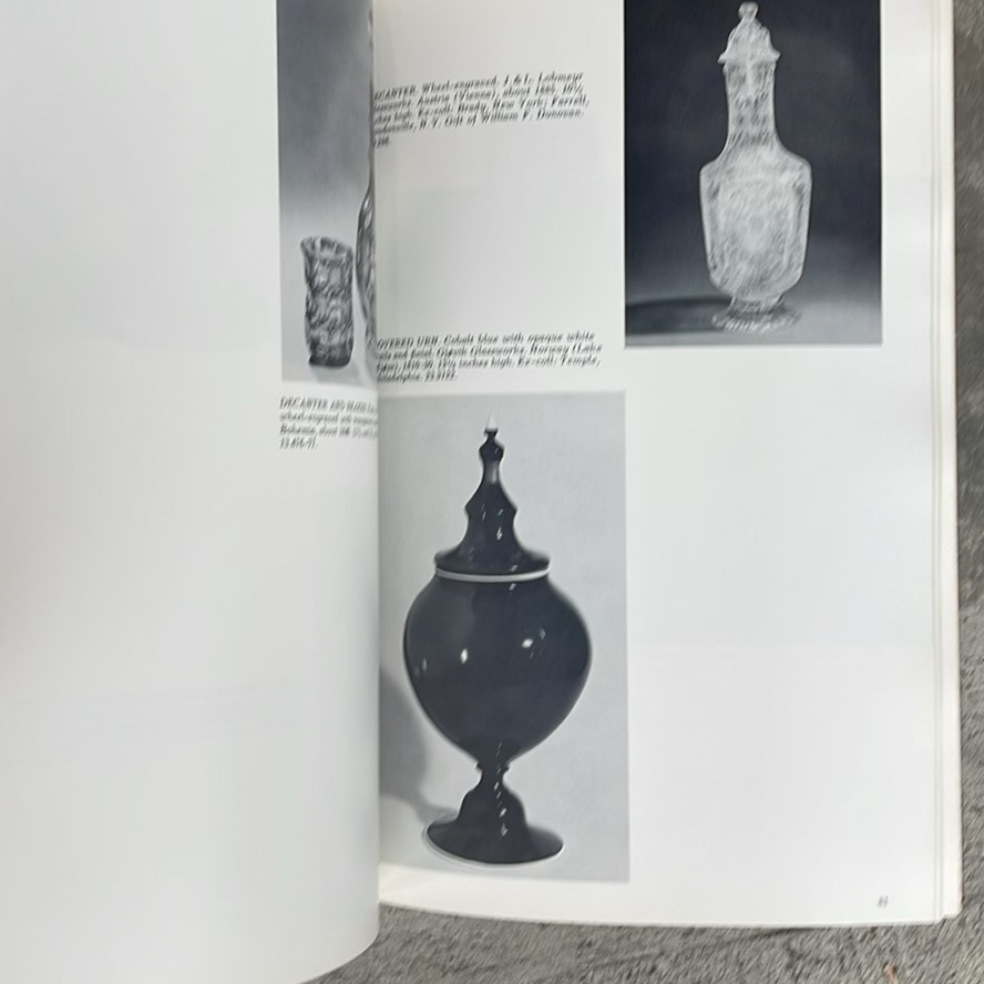 Books On Glass Collecting - image 5 of 20
