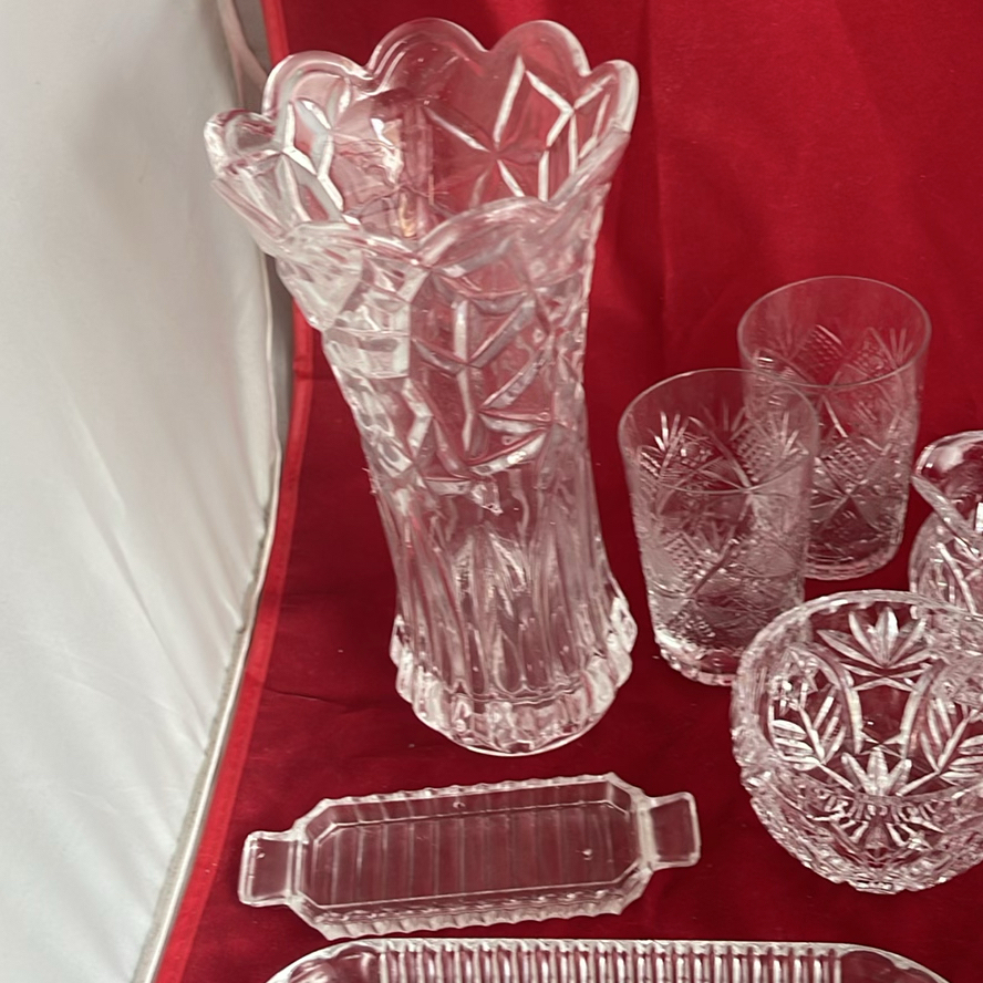 Crystal And Glassware - image 3 of 7