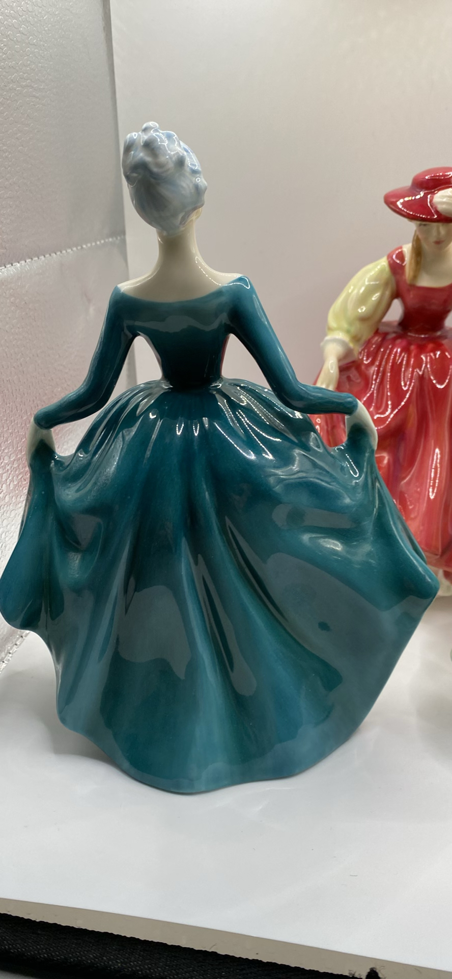 Royal Doulton Regal Lady, Premiere, Buttercup - image 4 of 16