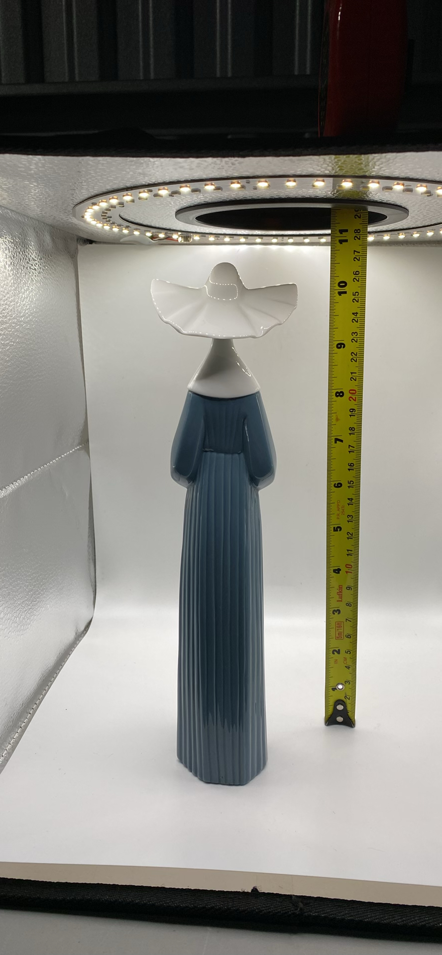 Lladró Porcelain Nun Figurine Prayerful Moment - image 3 of 5