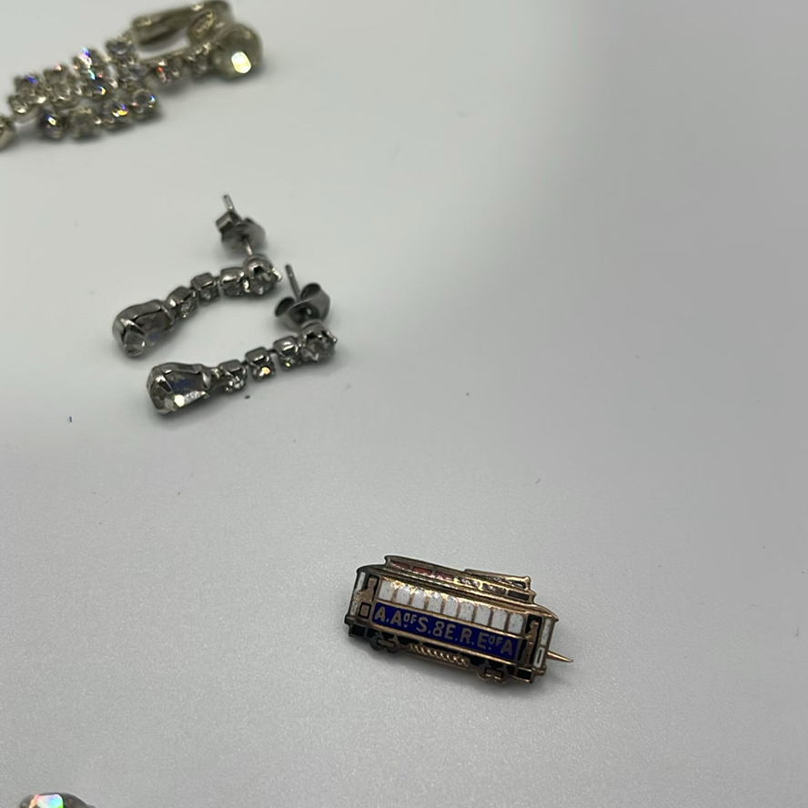 Vintage Earrings - image 3 of 12