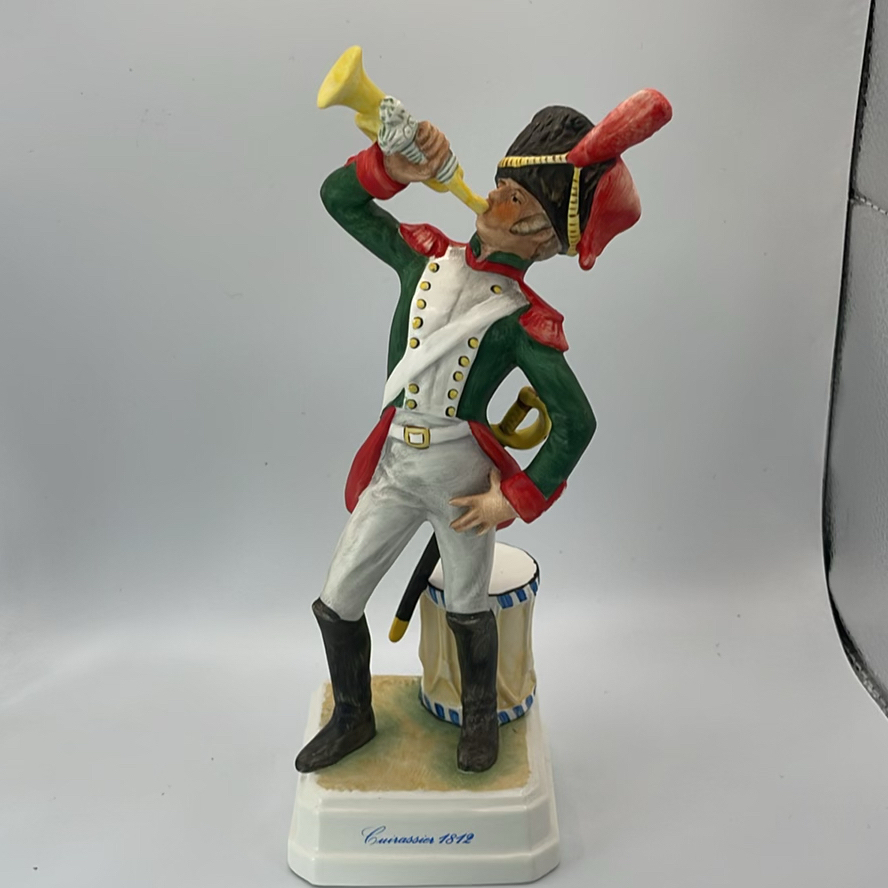 Goebel Soldiers Depicting French Napoleonic Soldiers - image 3 of 10