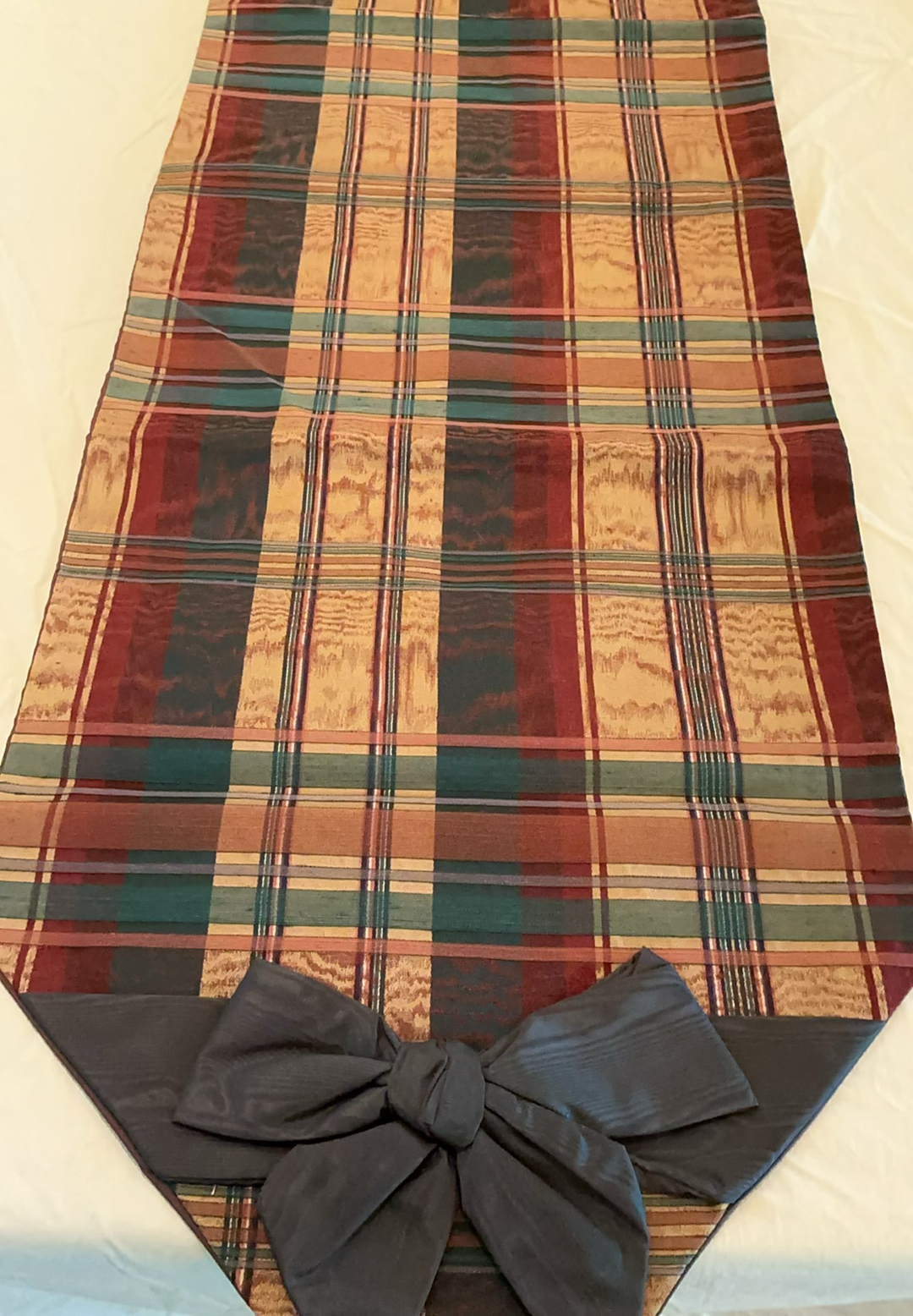 Last Of The Table Linens - image 2 of 6
