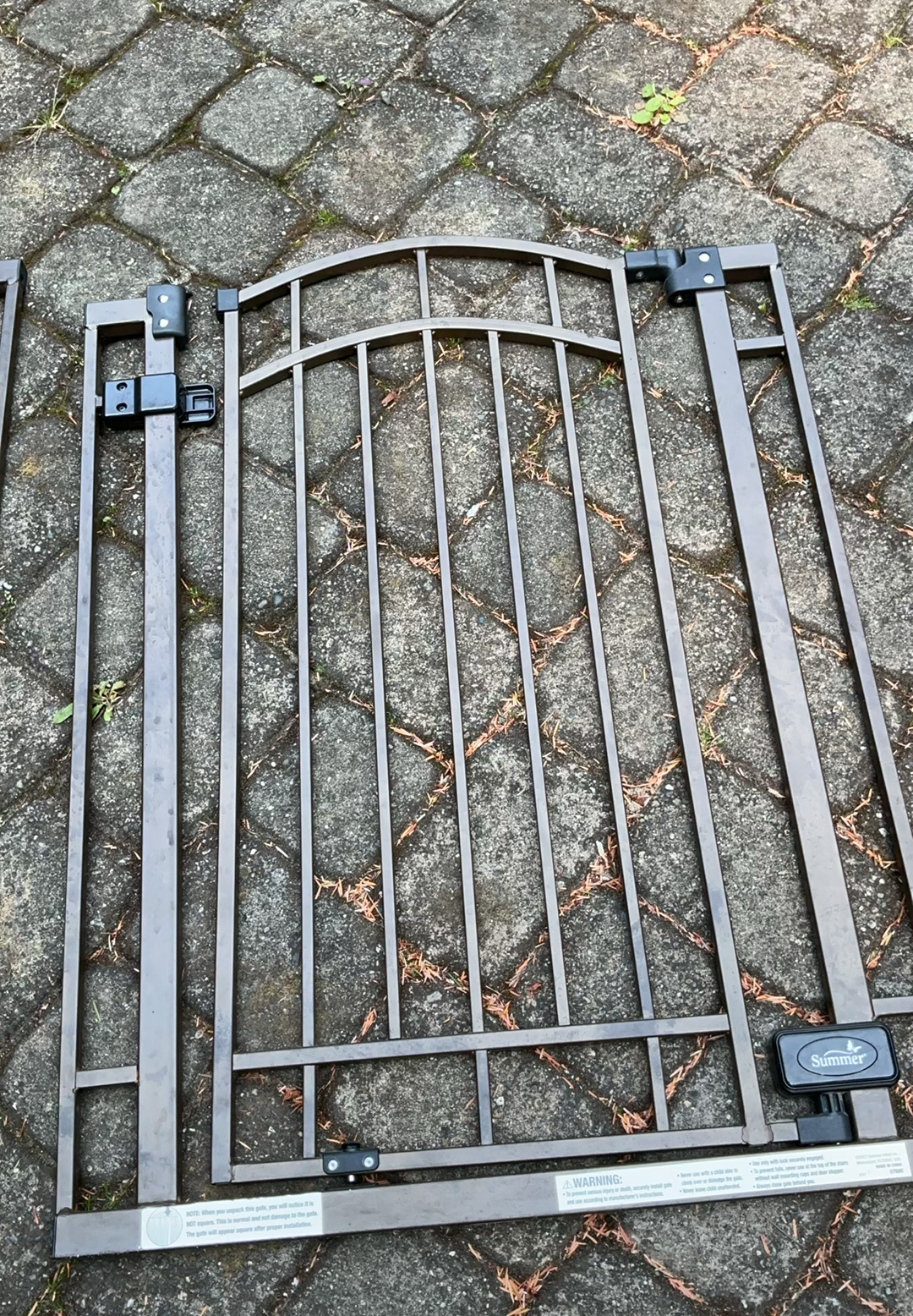 Portable baby play yard with Baby or Pet gate for doorway - image 3 of 6
