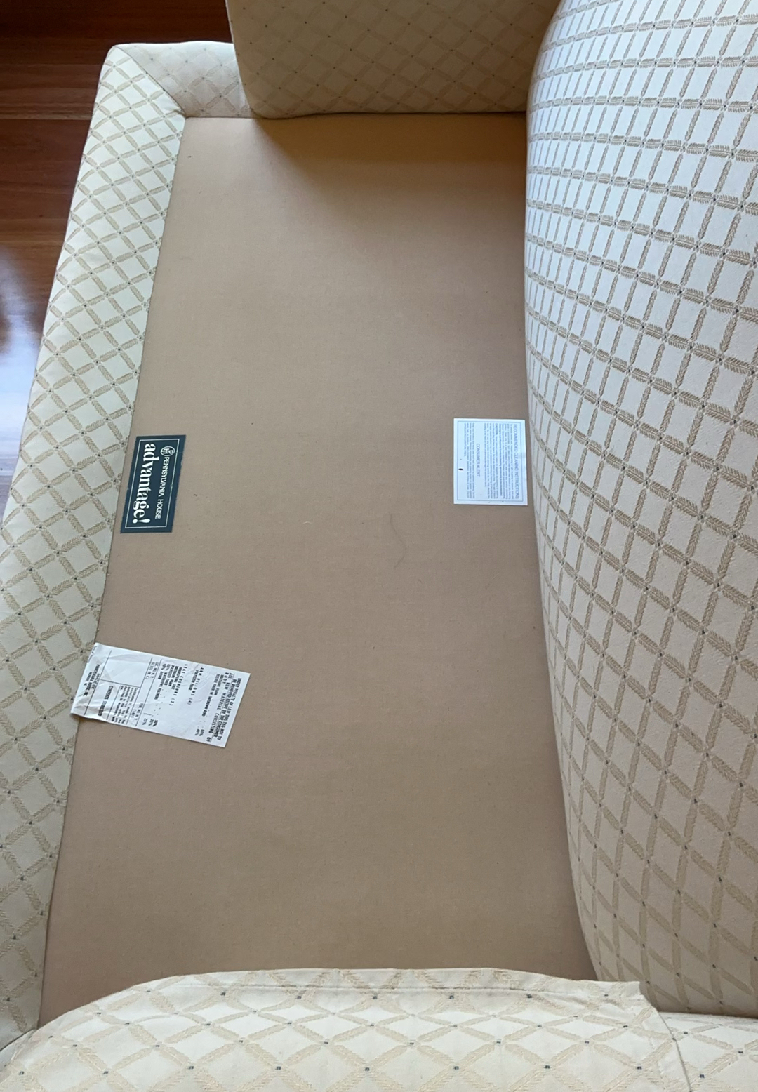 Pennsylvania House Loveseat (1 of 2) - image 5 of 6