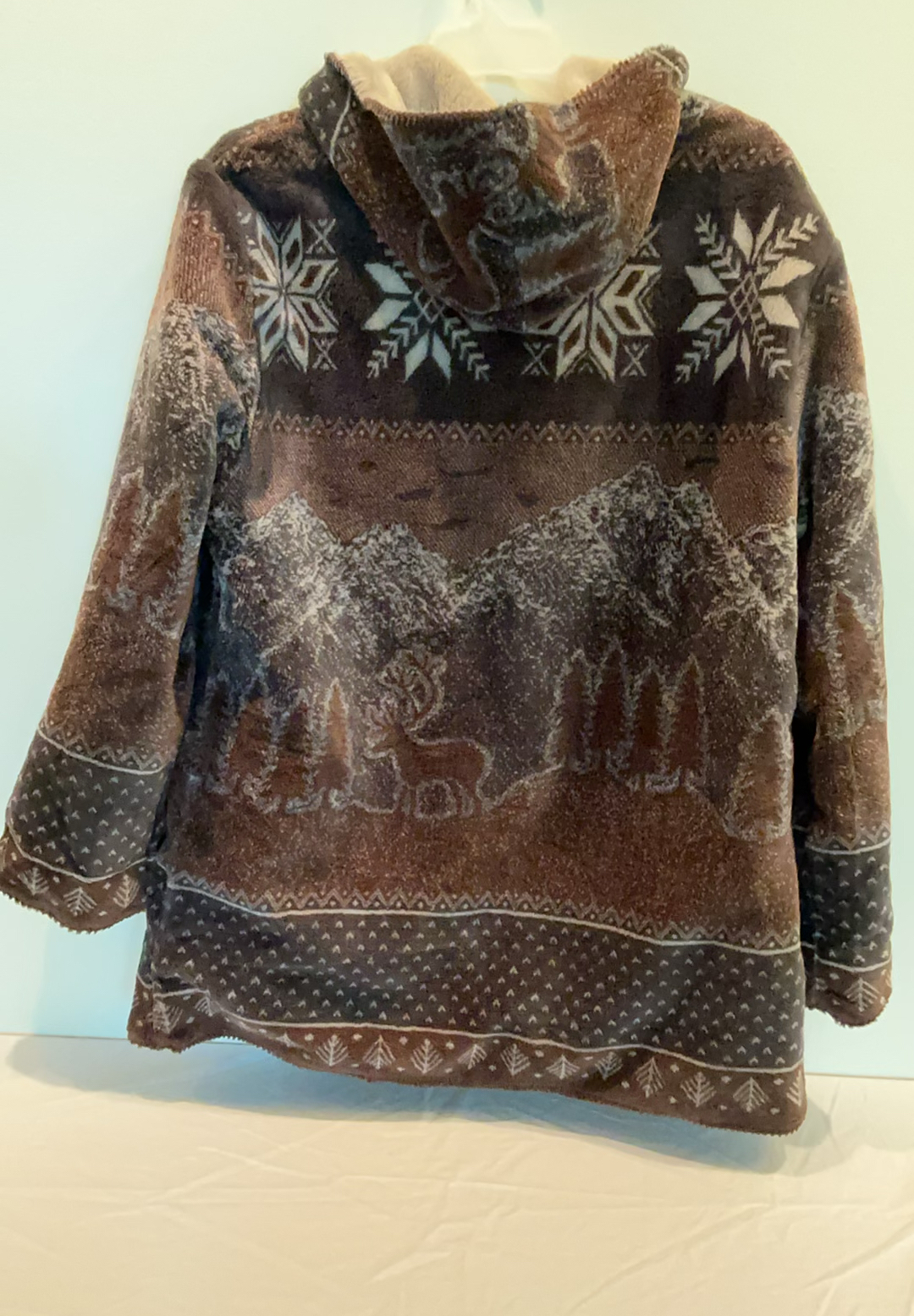 Woman’s Warm And Fuzzy Outerwear - image 5 of 7