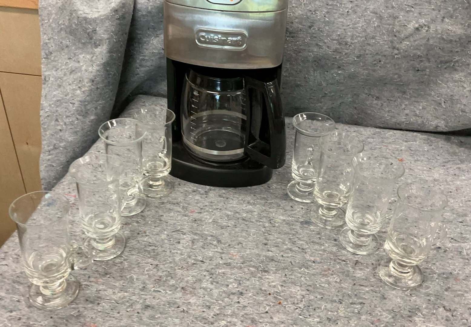 Cuisinart coffee maker and 8 Irish Coffee mugs - image 1 of 4