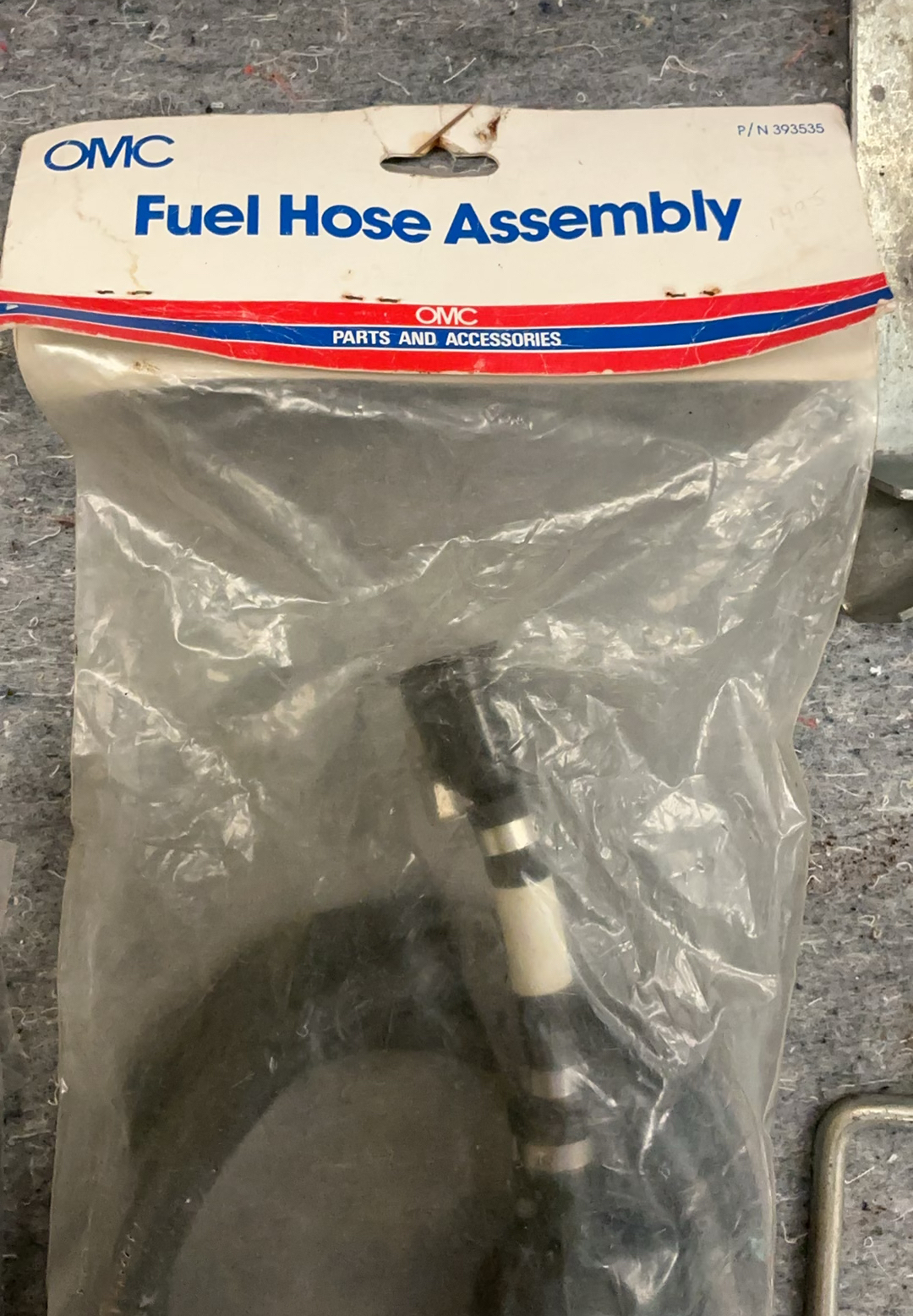 Small Boat propeller And Fuel Hose Assembly - image 2 of 6