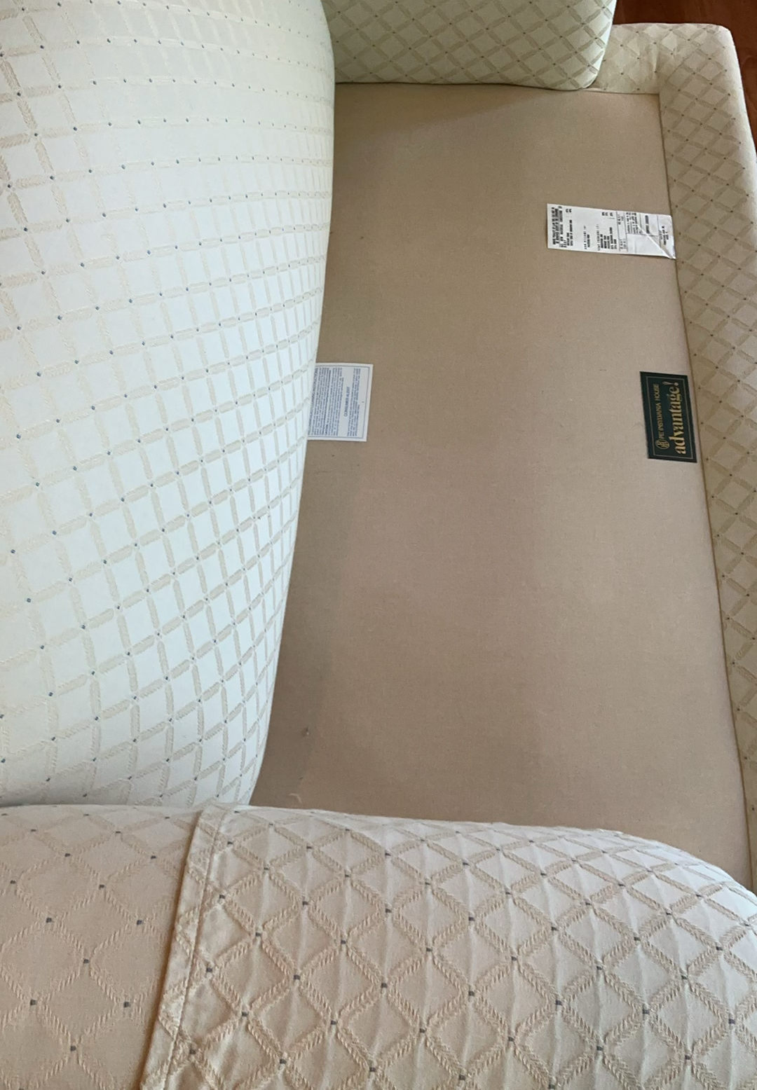 Pennsylvania House Cream Loveseat (2 of 2) - image 5 of 6