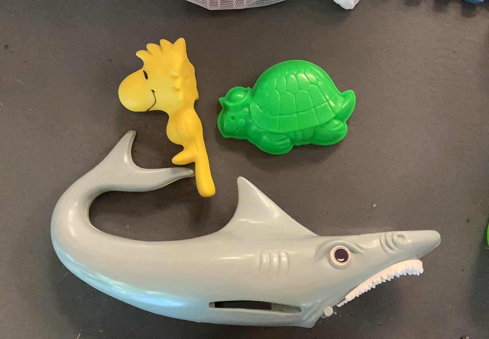 Assorted children's toys and playset items - image 3 of 8