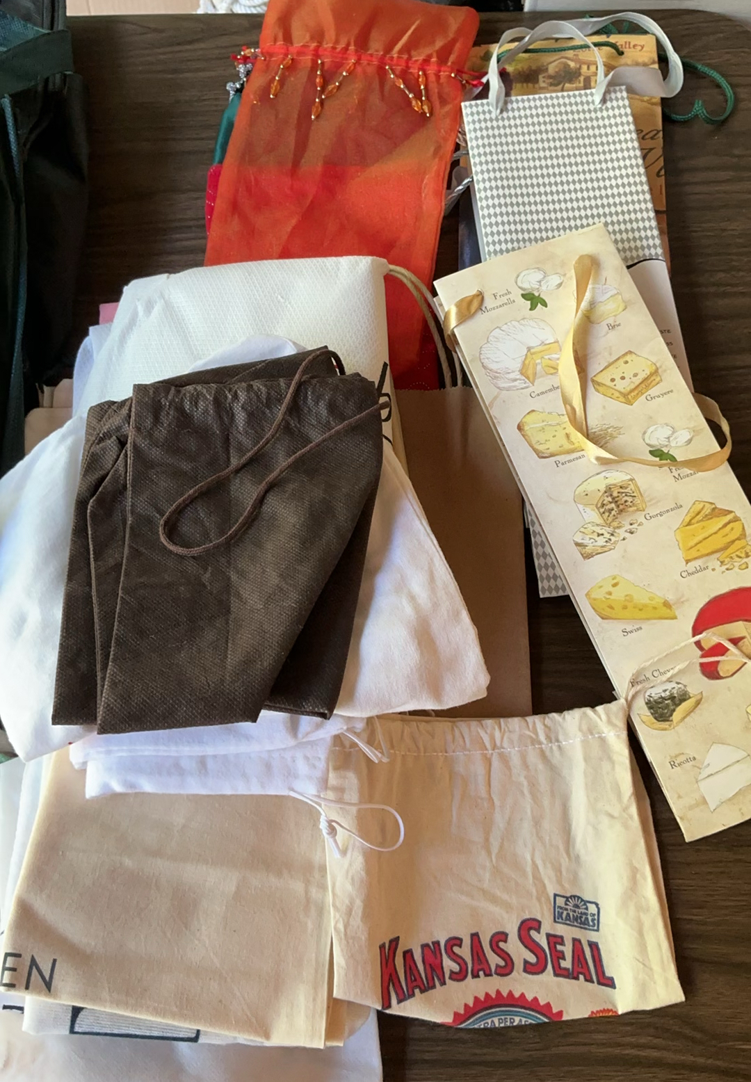 Wine Bags, Gift Bags And Product Bags - image 2 of 3
