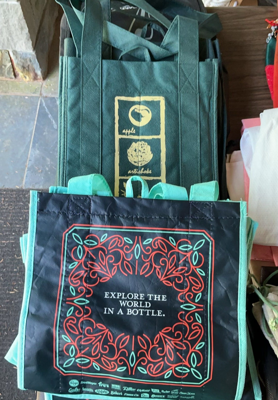 Wine Bags, Gift Bags And Product Bags - image 1 of 3