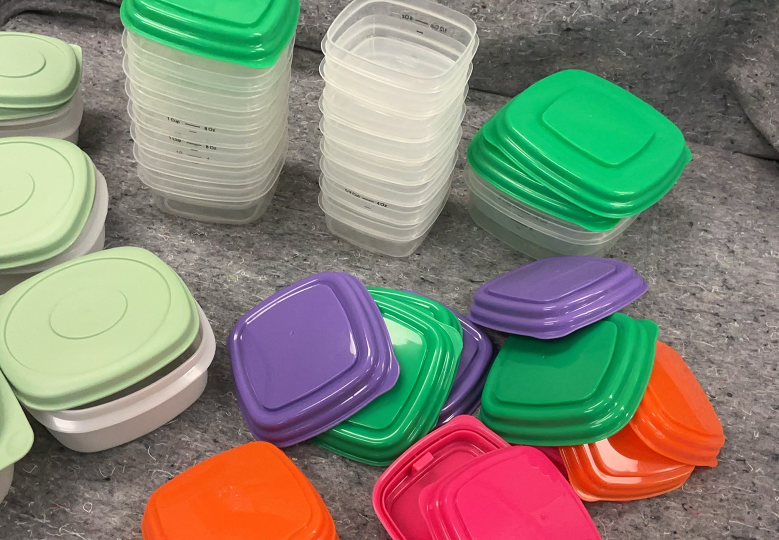 Martha Stewart And Fit Fresh Food Storage Containers. - image 2 of 4