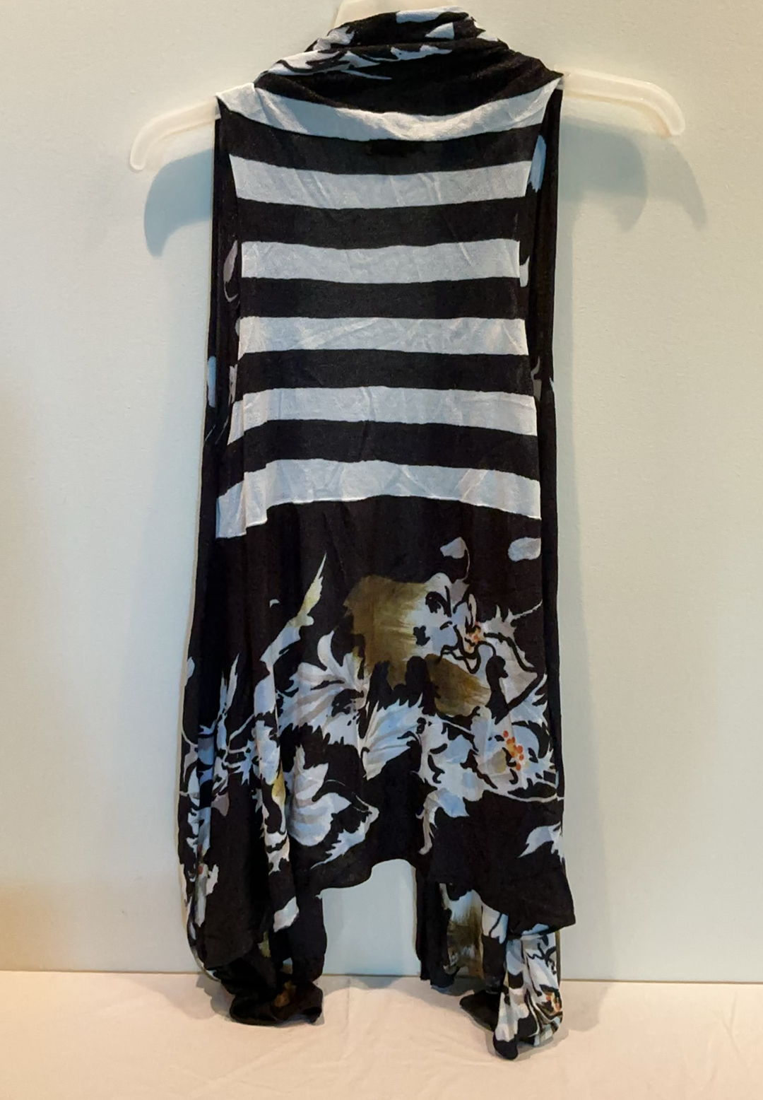 Beautiful BOHO Blouses - image 21 of 26