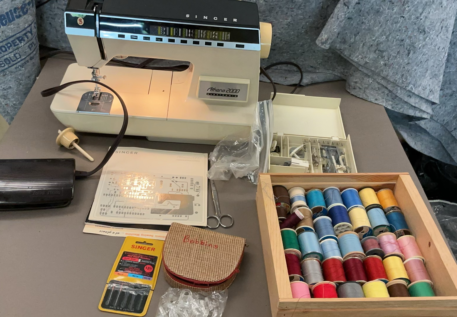 Singer Athena 2000 Sewing Machine 1975 - image 1 of 9