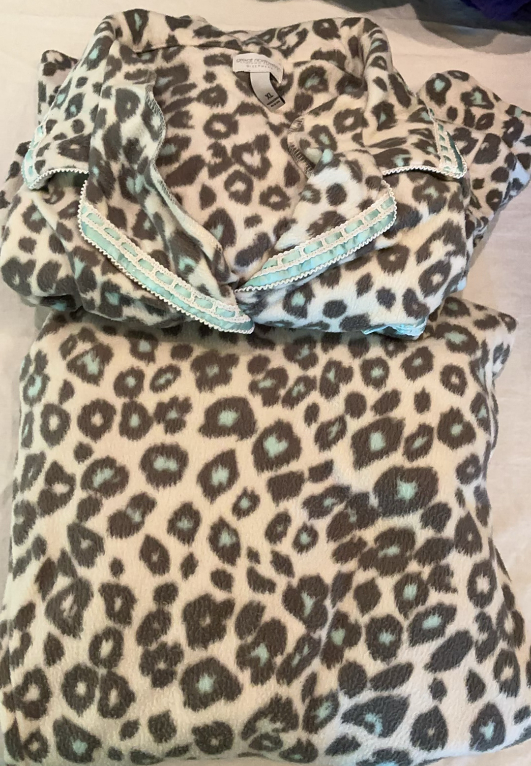Warm And Snuggly Wear - image 2 of 4