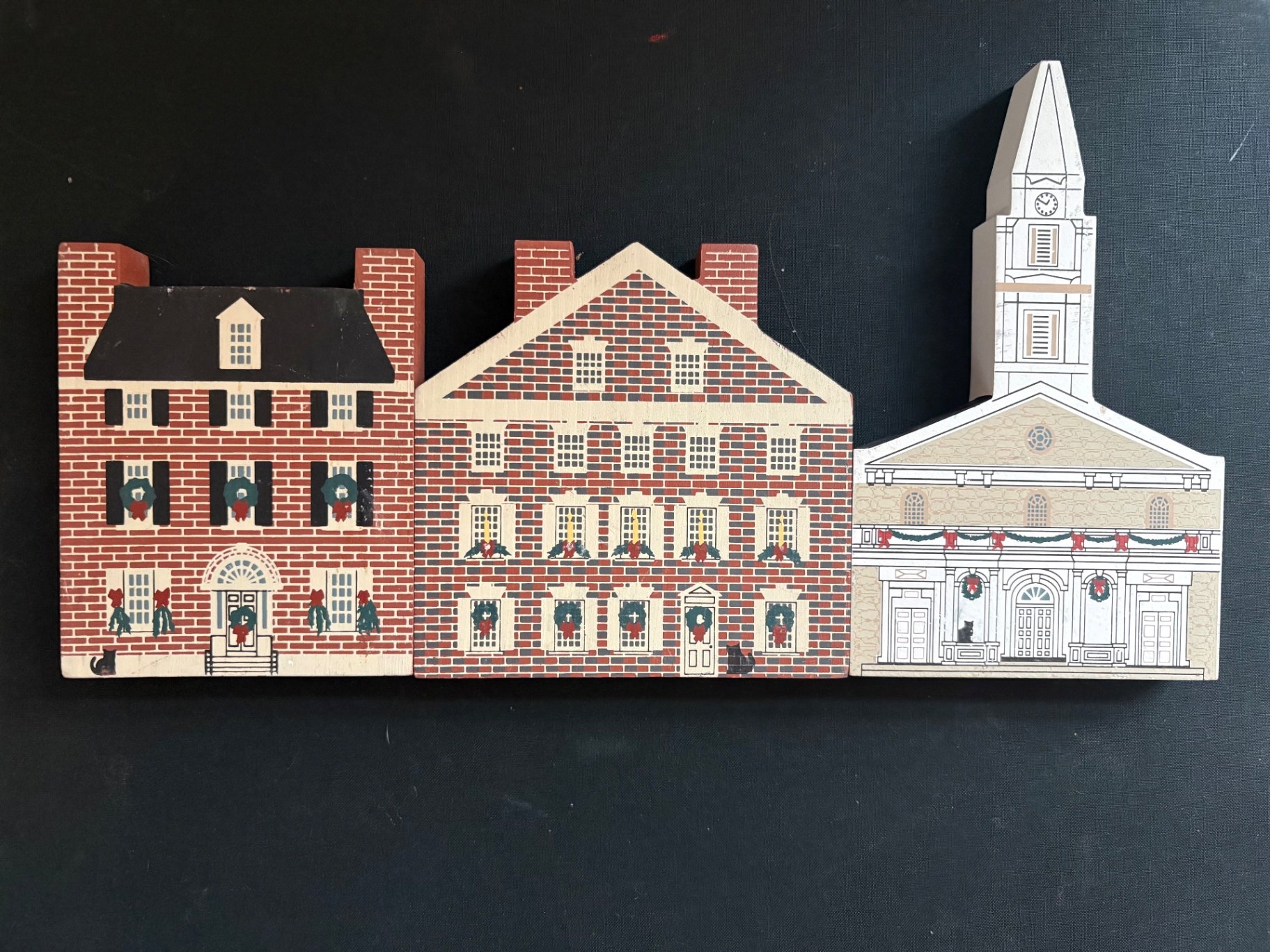 The Cat’s Meow Christmas Series and More - image 2 of 15