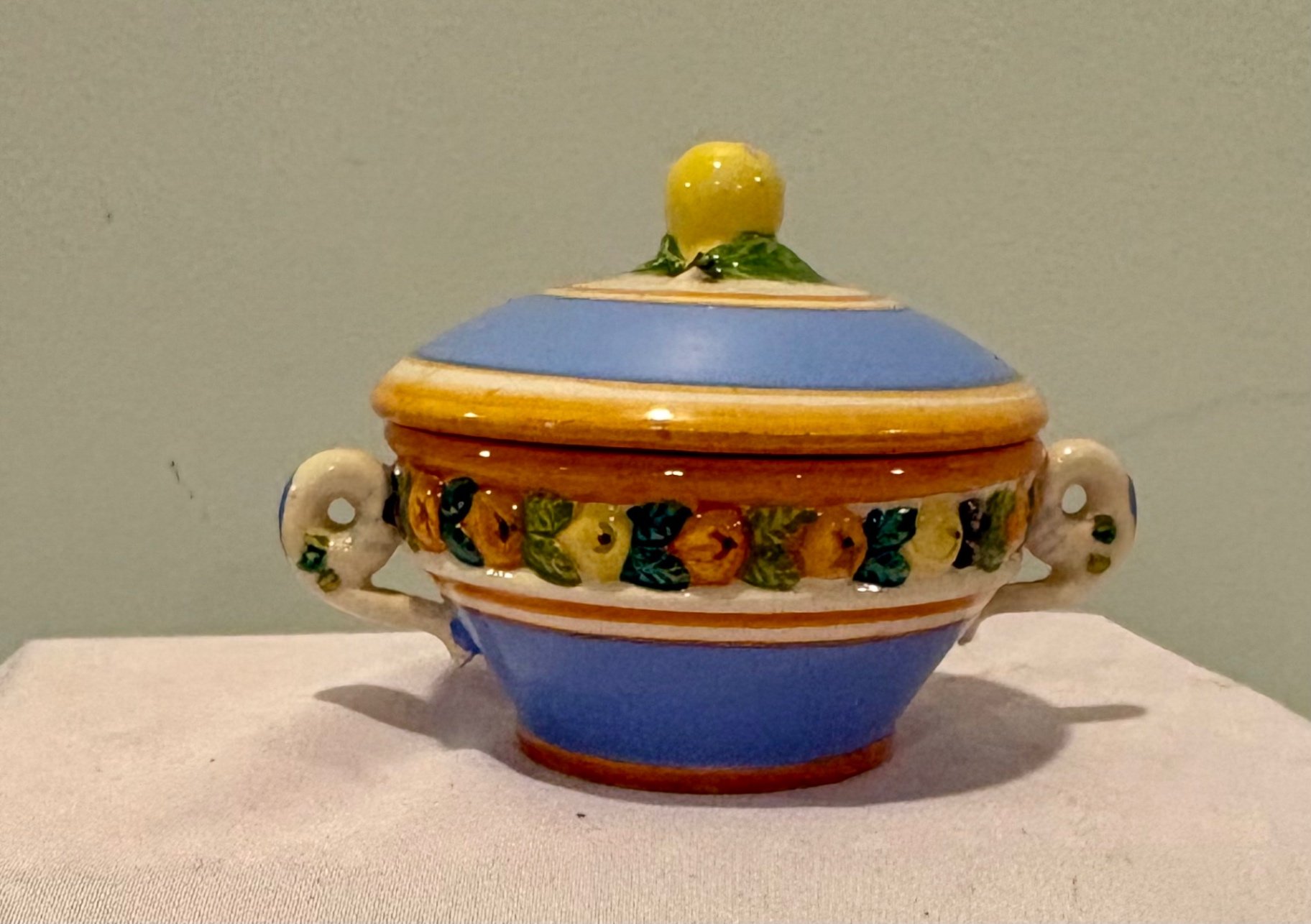 Pottery Italian Style! Capodimonte, Majolica, Bordallo Pinheiro and More - image 12 of 23