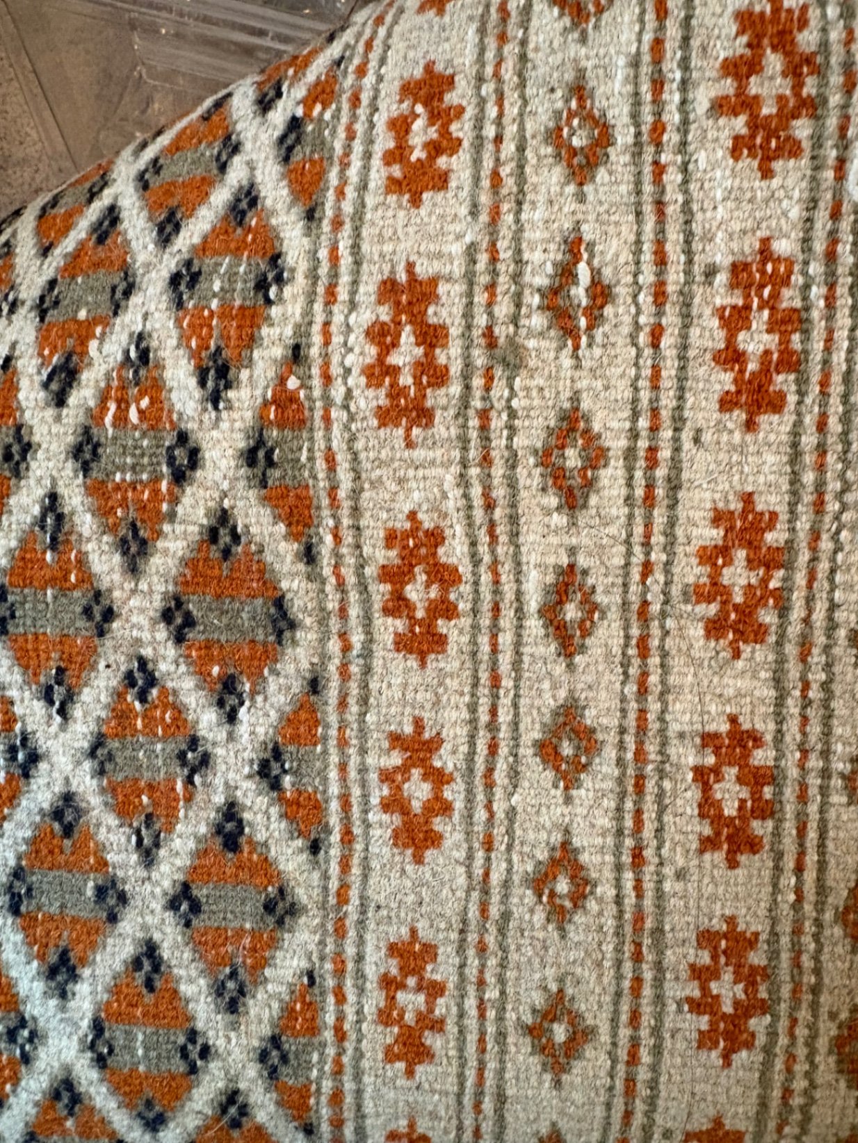 Vintage Pakistani Hand Knotted Bokhara Tribal Rug  - image 4 of 4