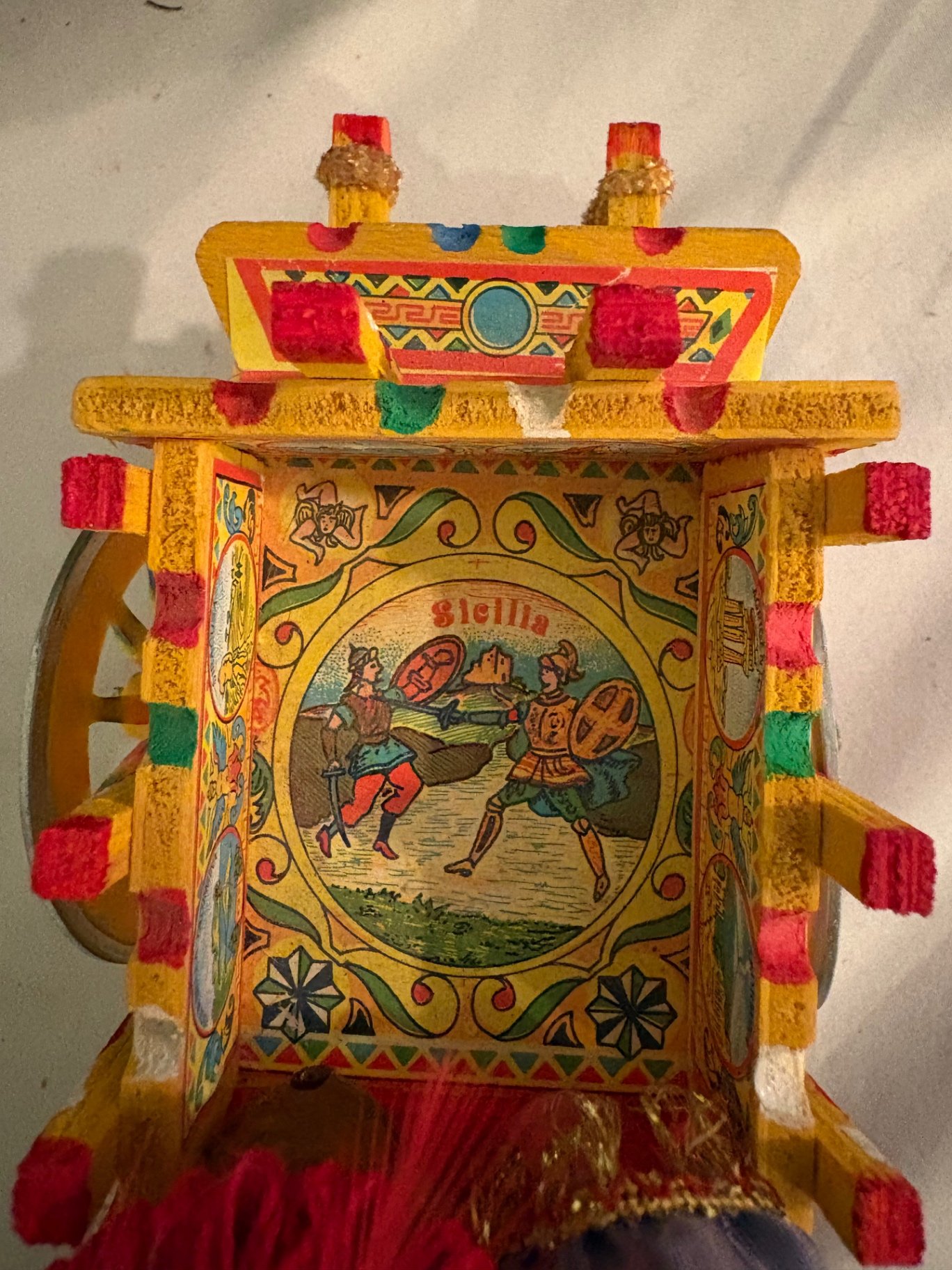 Vintage Sicilian Folk Art and Florentian Wooden Tole Tray - image 7 of 10