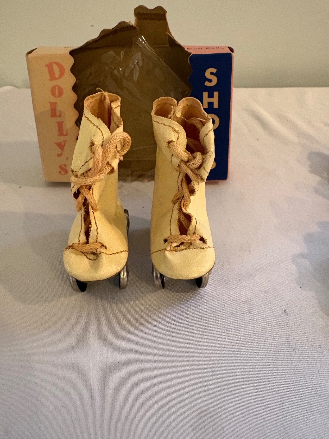 Vintage Doll Collection with Various Outfits and Accessories - image 17 of 25