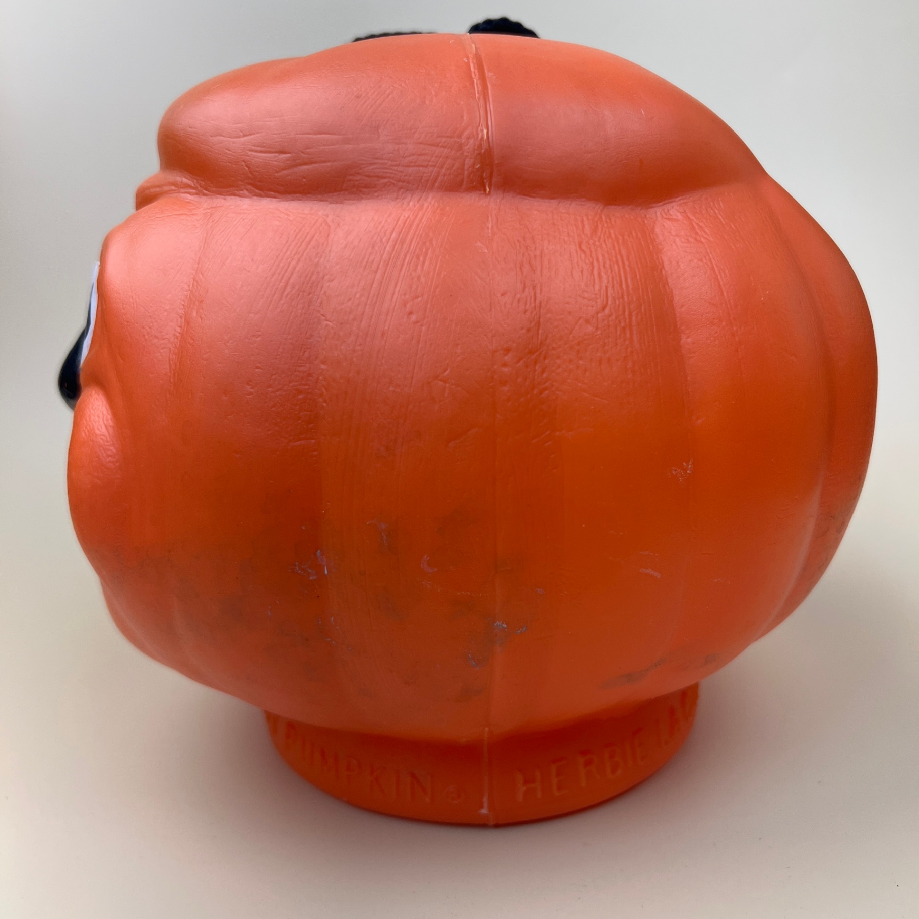 Vintage Halloween Blow Mold Herbie the Safety Pumpkin Candy Pail - image 4 of 7