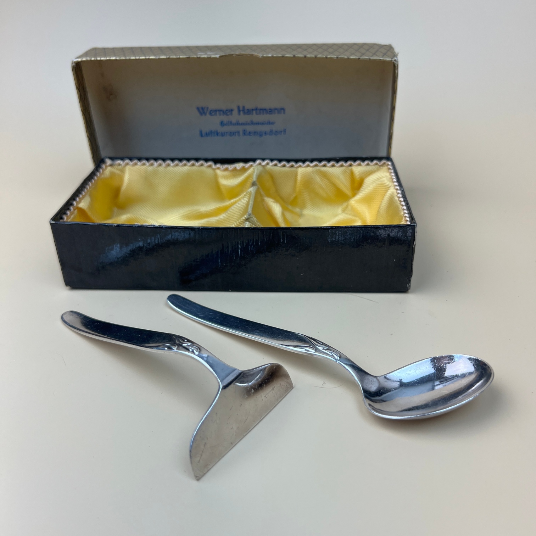 Vintage Childrens Food Pusher and Spoon Set in Box Baby Gift - image 1 of 6