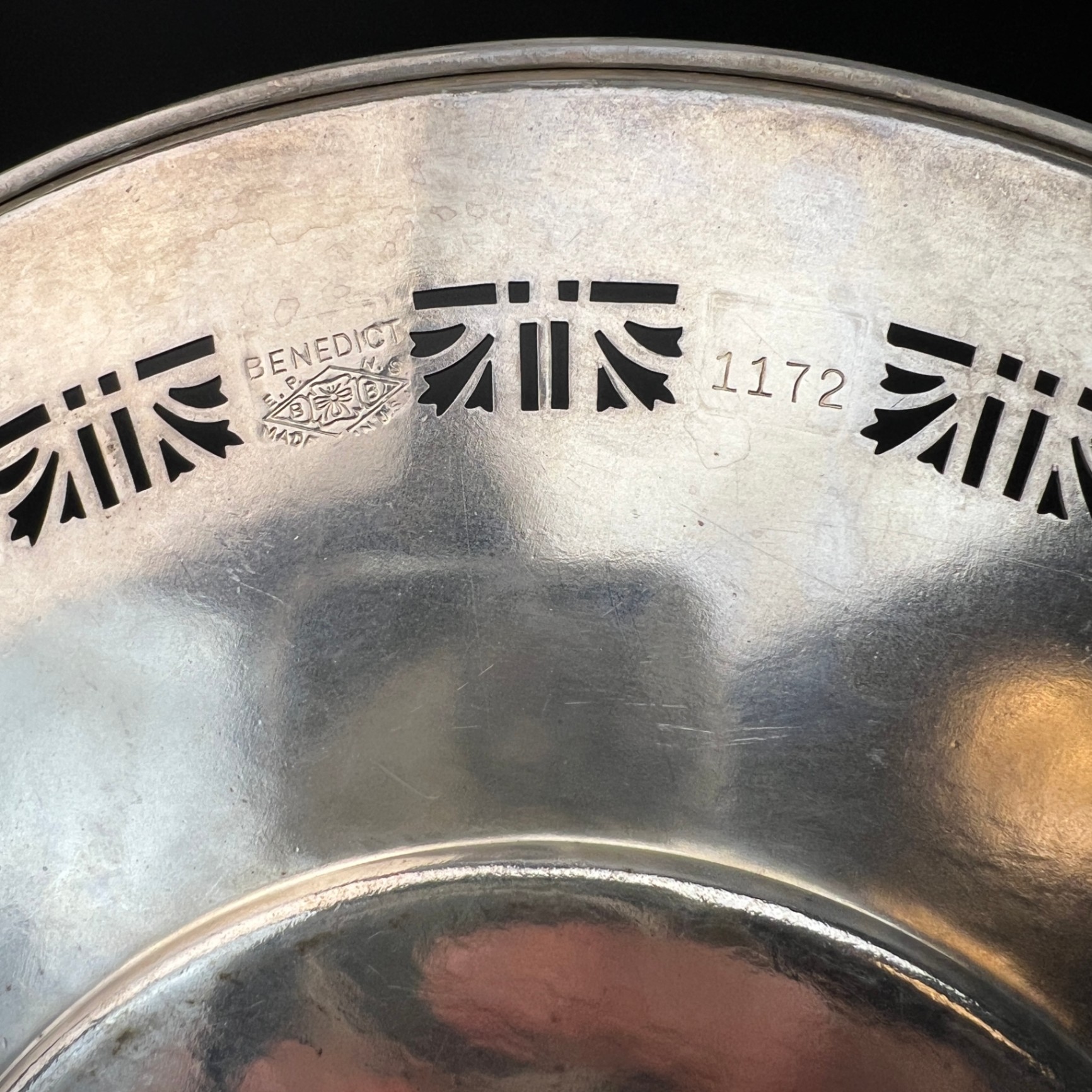 Benedict Silver Plate Art Deco Pierced Plate Platter Charger USA - image 4 of 6